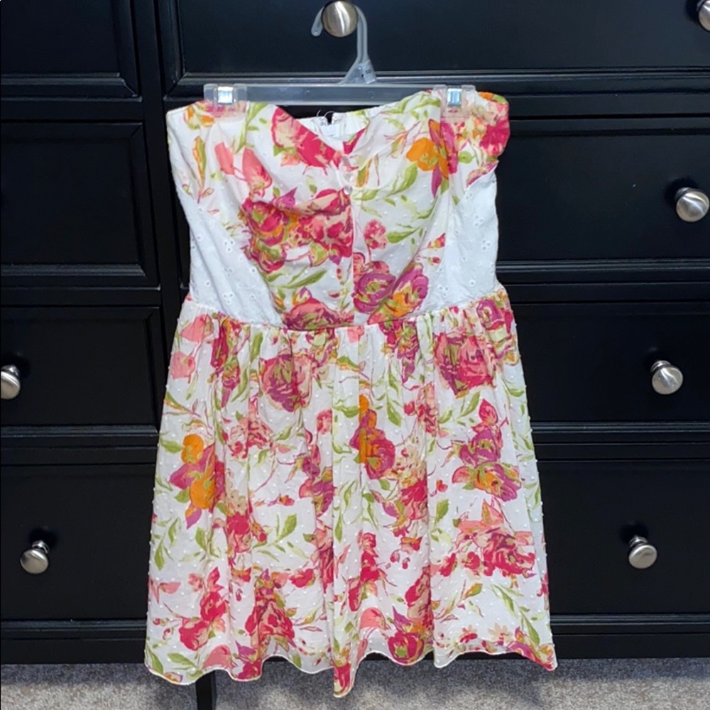 Macy’s Strapless Floral Juniors Dress